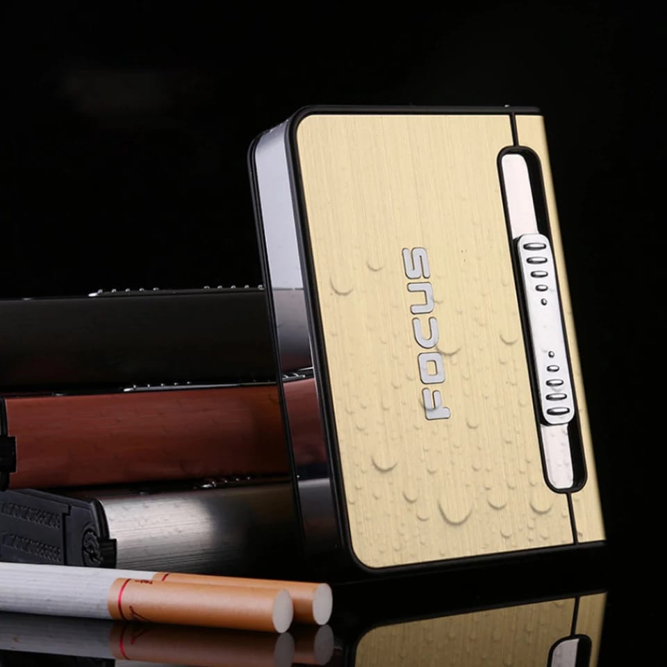 Focus Fancy Cigarette Case with Gas Lighter