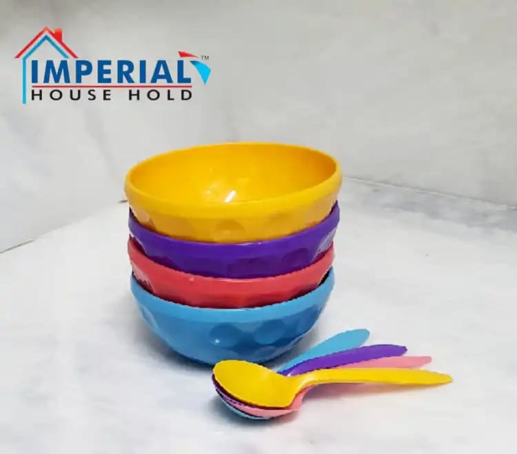 4 Pcs Bowls with Spoons in Multicolor for Snacks and Baby Feeding